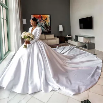 Новейшее бальное платье большого размера для чернокожих женщин, свадебные платья со шлейфом, V-образный вырез, атласные свадебные платья Abito Da Sposa с длинными рукавами