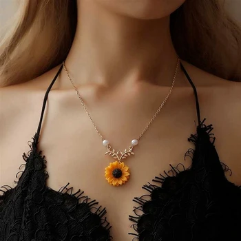 Нежное ожерелье-чокер с подвеской в виде подсолнуха Для женщин, креативное ювелирное ожерелье из искусственного жемчуга, аксессуары для одежды