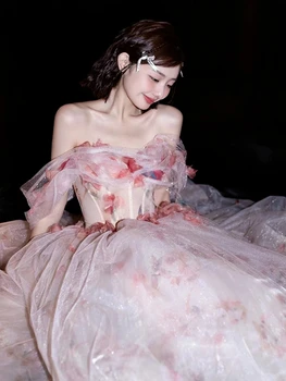 Вечерние платья принцессы с открытыми плечами, тюлевый вырез лодочкой, Розовые платья на шнуровке, очаровательная женщина, Свадебные платья знаменитостей.