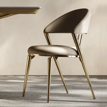 Новый итальянский обеденный стул в минималистичном стиле со спинкой из воловьей кожи для домашнего использования