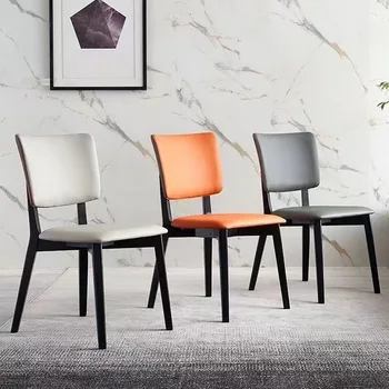 Скандинавский бытовой стул из массива дерева, современный, простой и роскошный, со спинкой из мягкой кожи для ресторана, обеденный стул для ресторана