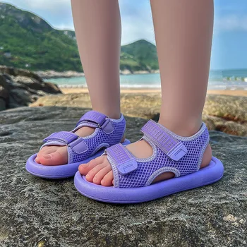 Детские спортивные сандалии, повседневная обувь для мальчиков и девочек, мягкая воздушная сетка, однотонная летняя пляжная обувь для детей из детского сада, мягкая Новинка 2023 года