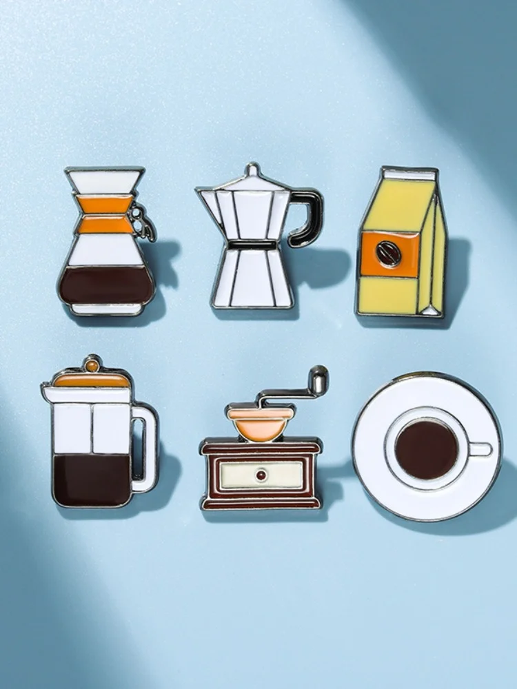 Эмалированные булавки для любителей кофе, Броши в виде кастрюль, кружек и чашек на заказ, Значки на лацкане, Креативные украшения для кафе, Подарок для друзей-бариста