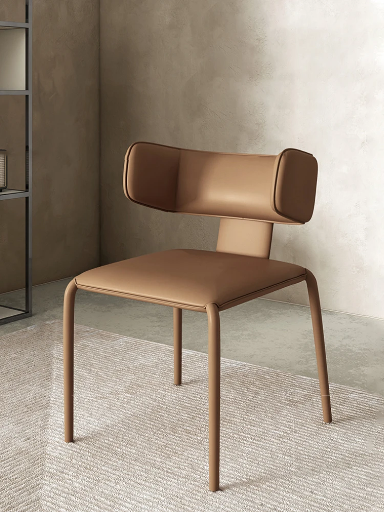 Итальянские минималистичные обеденные стулья Современный простой комнатный стул Домашний Дизайнерский легкий роскошный стул со спинкой Nordic Chair