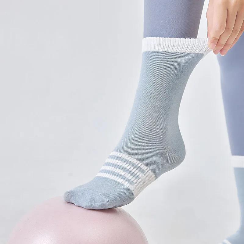 Противоскользящие носки для йоги средней длины из чистого хлопка, носки для пилатеса, фитнеса на батуте, осенние и зимние носки