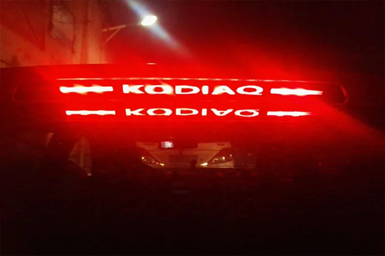 Автомобильный Стайлинг Задний Фонарь Стоп-Сигналы Протектор Лампы Чехлы из углеродного волокна 3D Наклейка для Skoda Kodiaq 2016-2018 автомобильные Аксессуары 1ШТ